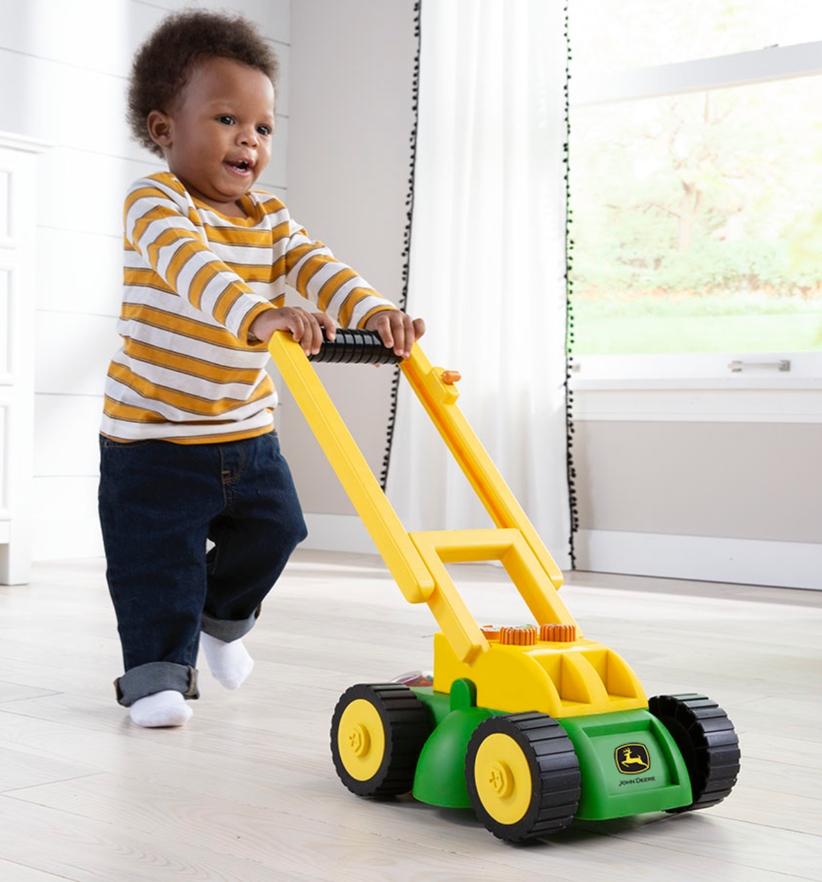 JOHN DEERE REAL SOUNDS LAWN MOWER